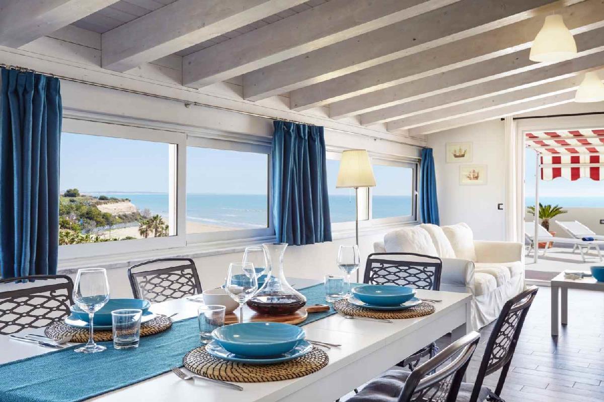  Wohnung mit Meerblick direkt am Meer Pozzallo Sicilia